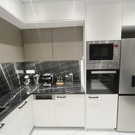 Blueline Apartment 1 Loutraki  Eksteriør bilde