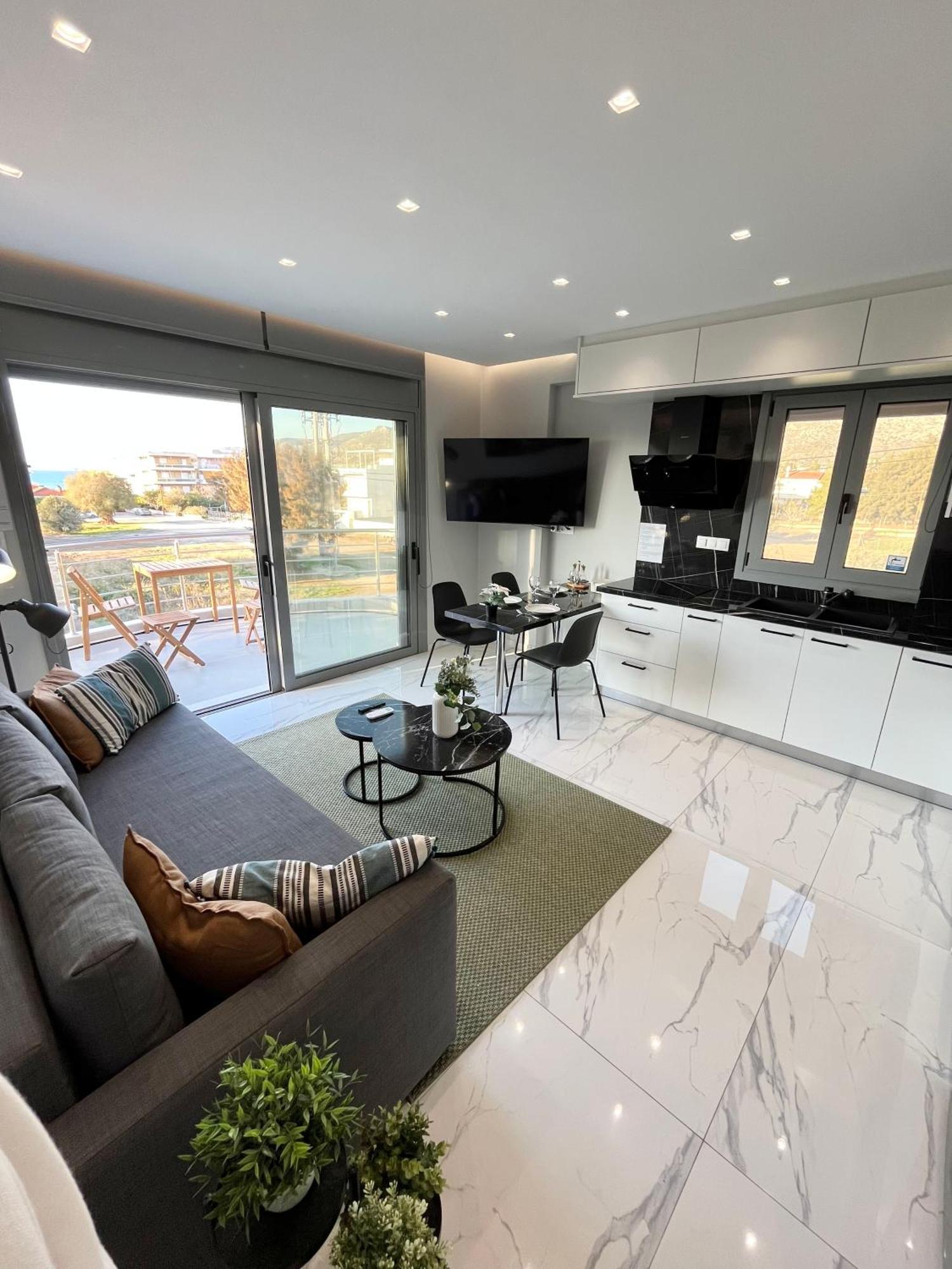 Blueline Apartment 1 Loutraki  Eksteriør bilde