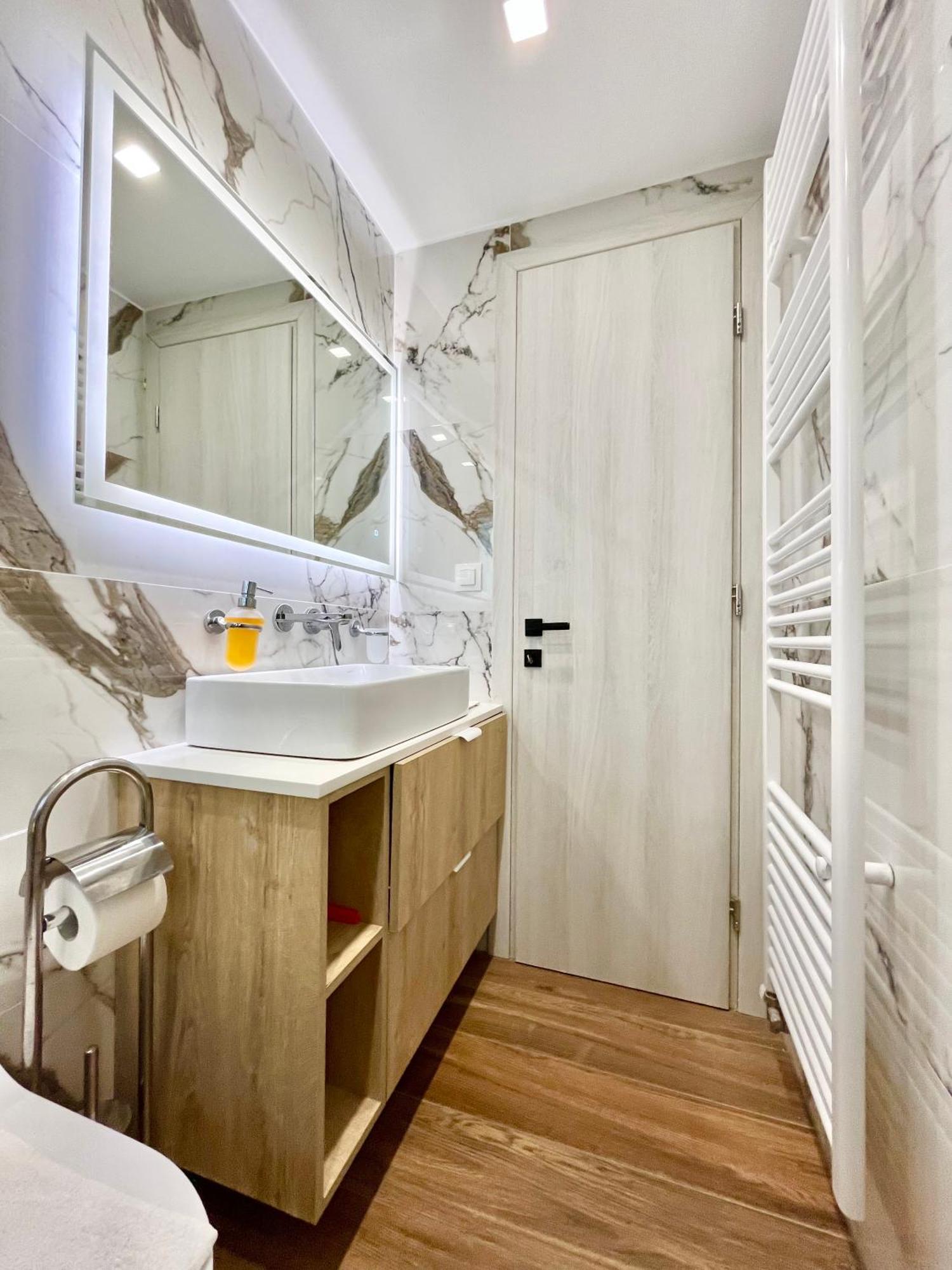 Blueline Apartment 1 Loutraki  Eksteriør bilde